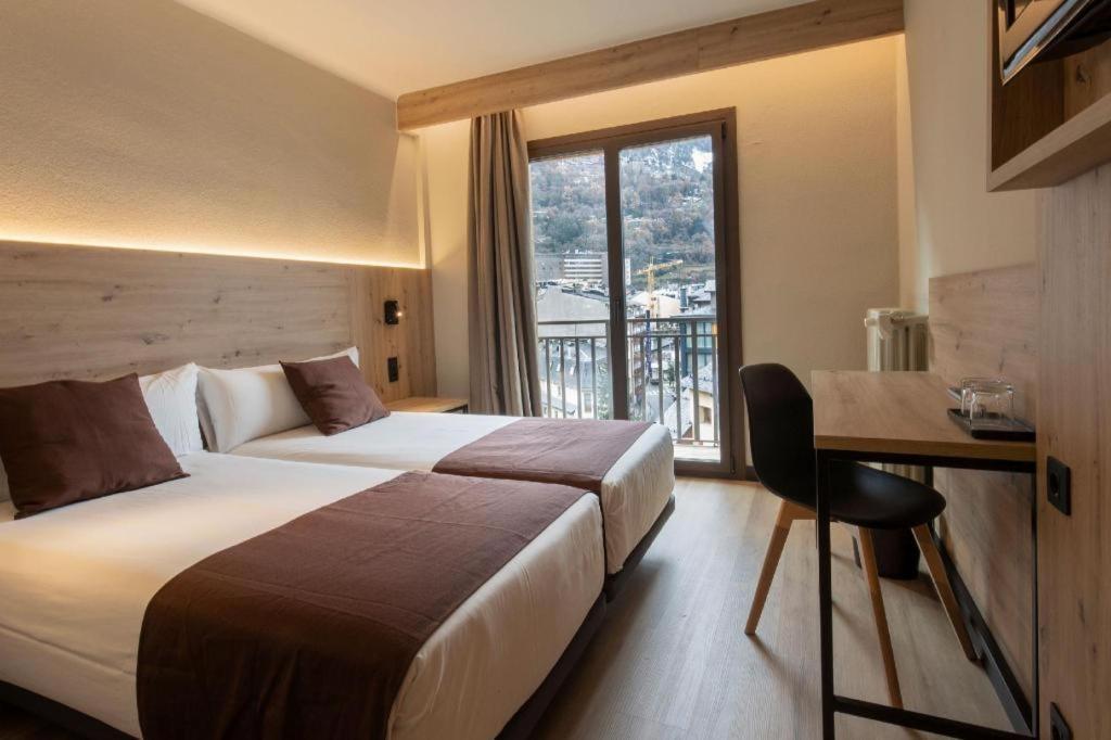 Hotel Comtes D Urgell Andorra la Vella Exterior photo